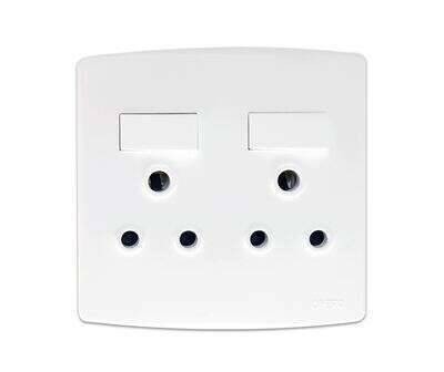 ONESTO TRINITY RANGE DOUBLE SWITCHED SOCKET 4X4 WHITE