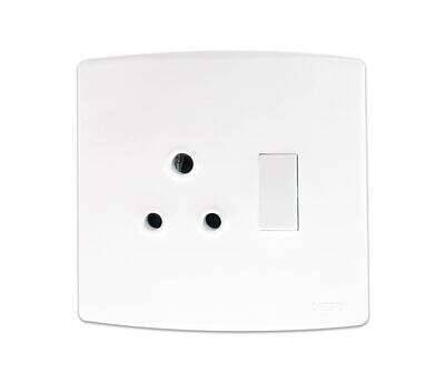 ONESTO TRINITY RANGE SINGLE SWITCHED SOCKET HORIZONTAL 4X4 WHITE